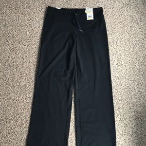 Ladies UA long black loose fit pants